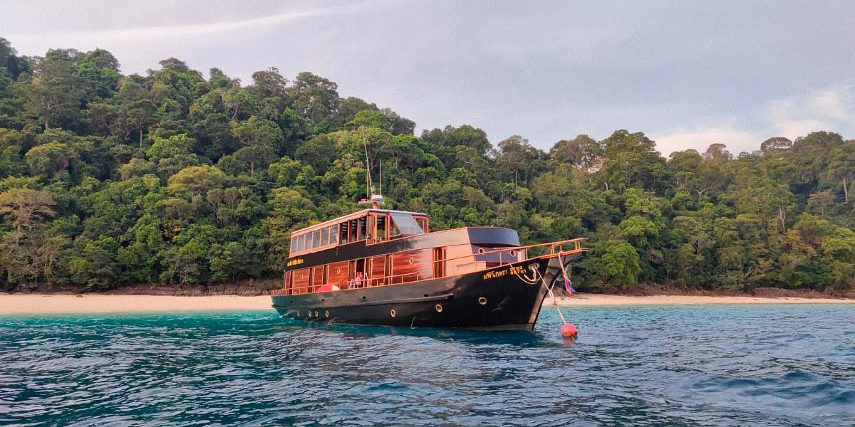 Аренда яхты Maha Bhetra 90 на Пхукете